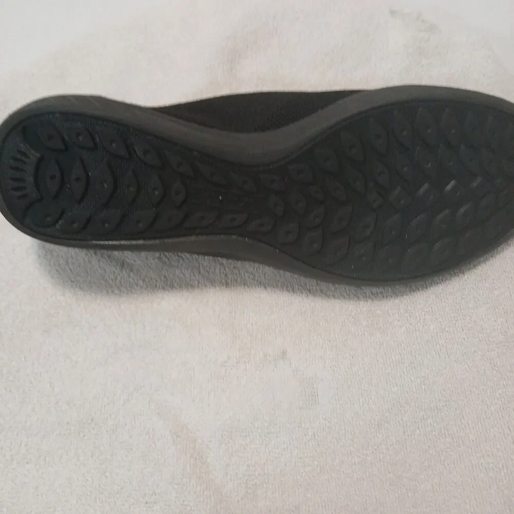 Skechers Shoes Slip On Black Stretch Fit Air Cooled Memory Foam Womens SZ 10 NEW